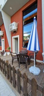 Lovely duplex apartment with patio, 100m from the beach! - Vlorë - 6