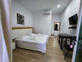 Sea Front Villa - Vlora - 2