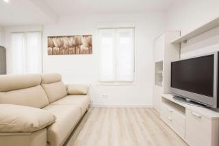 Piso en el centro de Bilbao, frente a la Alhóndiga - 0