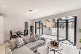 Modern Garden Flat with Private Parking - Londra - 0