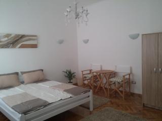 Cricket 2 Hostel - Belgrado - 9