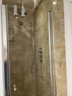 Kensington Apartment With Patio 2 bedrooms 1 living room - London - 6