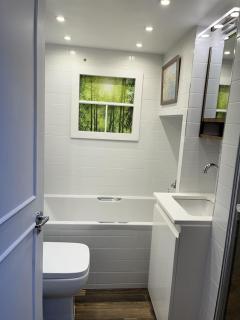 Kensington Apartment With Patio 2 bedrooms 1 living room - London - 4