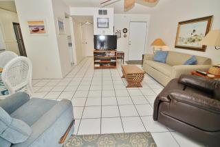 Colony Beach Club 132 - New Smyrna Beach - 4