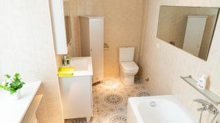 Old Town Apartments with free parking - 5