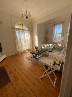 The Grayce Place. - Warrnambool - 0