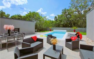 Amazing Home In Lussas - Lussas - 2
