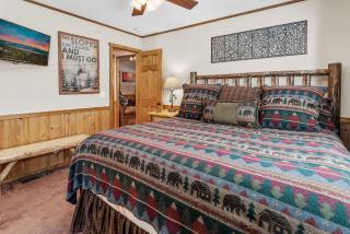 Blue Jay Chalet - Classic mountain cabin in one of Big Bear's quietest neighborhoods! - Big Bear Lake - 1