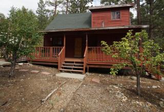 Canyon Cabin - A quaint cabin in a peaceful location yet close to Big Bear's attractions! - Fawnskin - 0