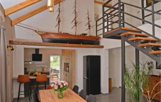 Nice Home In Maslinica With Kitchen - 4