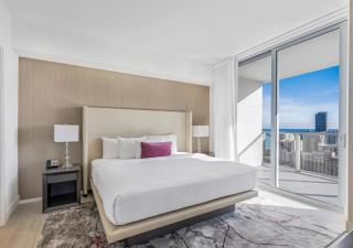 HYDE BEACH HOUSE THREE-BEDROOM, WATERFRONT, OCEAN AND INTERCOSTAL VIEW, ROOFTOP POOL, 5 MiN WALK TO BEACH - Hollywood - 9