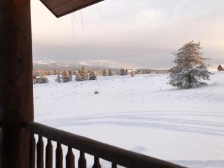 Boondockers by KABINO Hot Tub Pool Table SportsTV Fiber Optic WiFi - 8