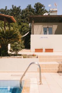 Grey House - Chorafakia - 4