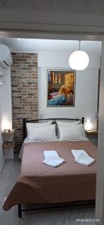 HELEN's ROOM - Artemida - 0