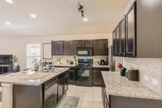 Serene 3BR Retreat near East Austin - 7