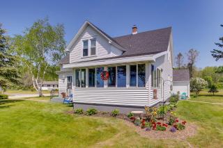 Two Rivers Thiede House - Walk to Lake Michigan! - 9