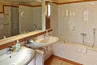 Hotel Sauerlacher Post - 8