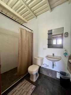 habitación privada con jardín cerca a la playa - San Andrés - 5