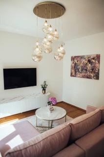 WestCoast Beachside Design Apartment - Liepāja - 7