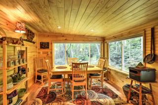 Lotsa Moose Lodge Pisgah Forest Waterfall Cabin! - Burnsville - 7