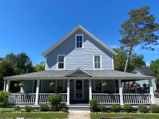 Sylvan Inn Bed & Breakfast - Glen Arbor - 8
