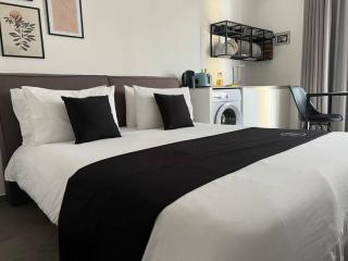 The Valley Room 6 with parking on premises - St Julian's - 0