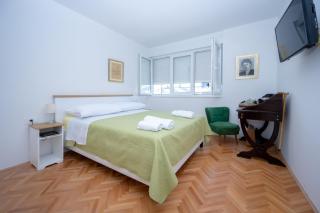 Billie Holiday apartment with balcony - 8