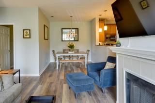 Mount Pleasant Condo with Pool and Bikes Near Beach! - 5