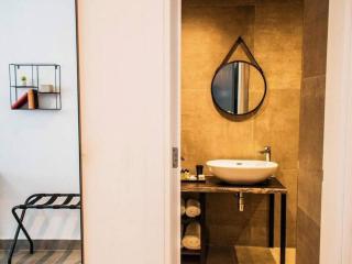 The Valley Room 8 condo with parking on premises - St Julian's - 9
