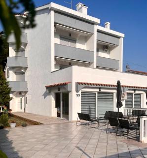 Villa Rosa Rooms - Punat - 0