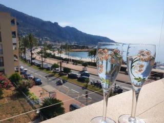 Le Garavan, Superbe studio vue mer et vieux Menton - Mentone - 0