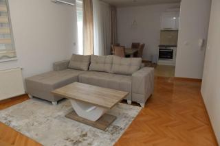 Dobi Apartmani WING 7 - Jagodina - 1