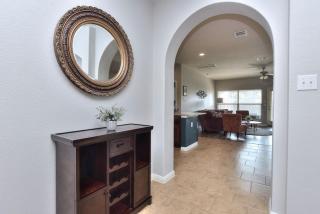 Casa Theodore COZY Comfortable Spacious INCREDIBLY CONVENIENT 5-Star Location - Georgetown - 3
