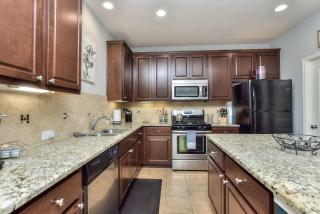 Casa Theodore COZY Comfortable Spacious INCREDIBLY CONVENIENT 5-Star Location - Georgetown - 1
