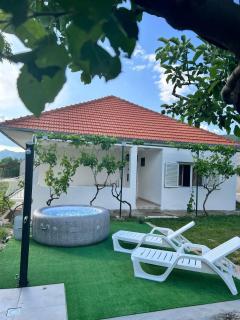 Blue Sky - jacuzzi & wine - Ožići - 9
