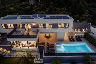 Luxury, seafront Villa IVAN with heated pool only 100m from beach - Omiš - 8
