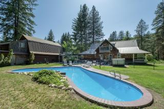 Five-Bedroom House - Leavenworth - 8