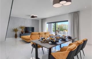 Awesome Home In Barban - 6