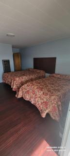 Wiebe Motel - Hollister - 5