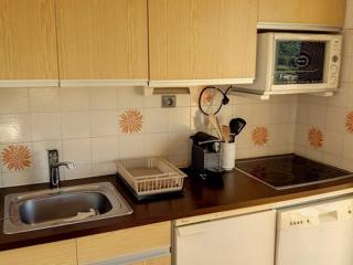 T2 avec Loggia et Balcon à Bormes-les-Mimosas, Garage Inclus - FR-1-610-91 - 7