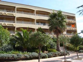 T2 avec Loggia et Balcon à Bormes-les-Mimosas, Garage Inclus - FR-1-610-91 - 1