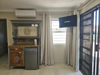 Bosveld In Die Stad 2 Guesthouse - 2