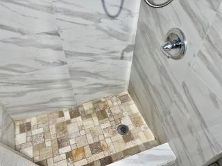 LGA Airport near, Studio walk in bsmt Apt in a Private House! - East Elmhurst - 2