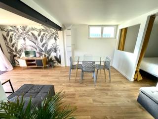 Logement entier indépendant dans une maison calme avec jardin barbecue face aux vignes pouvant accueillir cette personne très bien si tu es à 5 minutes de Saint-Émilion 5 minutes du centre-ville de Libourne et 5 minutes de l'hôpital - Libourne - 0