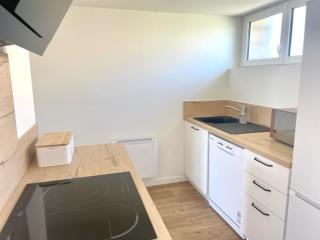 Logement entier indépendant dans une maison calme avec jardin barbecue face aux vignes pouvant accueillir cette personne très bien si tu es à 5 minutes de Saint-Émilion 5 minutes du centre-ville de Libourne et 5 minutes de l'hôpital - Libourne - 6