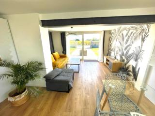 Logement entier indépendant dans une maison calme avec jardin barbecue face aux vignes pouvant accueillir cette personne très bien si tu es à 5 minutes de Saint-Émilion 5 minutes du centre-ville de Libourne et 5 minutes de l'hôpital - Libourne - 4