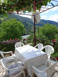 MALA KUCA - Foča - 0