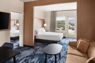 Fairfield Inn & Suites by Marriott West Kelowna - West Kelowna - 3