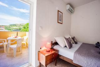 Bepina directly at the beach - 8