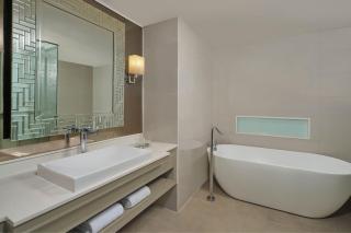 Sheraton Bandung Hotel & Towers - 7